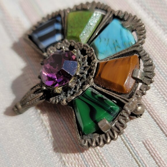 Vintage Miracle Signed Celtic Irish Scottish Faux Stones Fan Shaped Brooch Pin - Picture 2 of 15